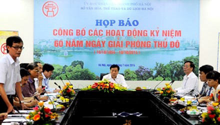 Fireworks display at 30 locations to mark Hanoi’s Liberation Day